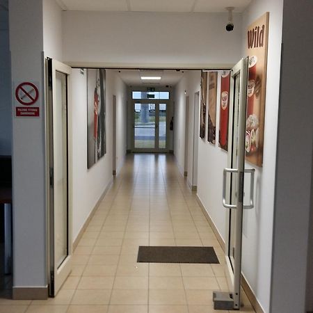 Motel Stare Brynki Przy Stacji Bp Trojka Chlebowo Luaran gambar